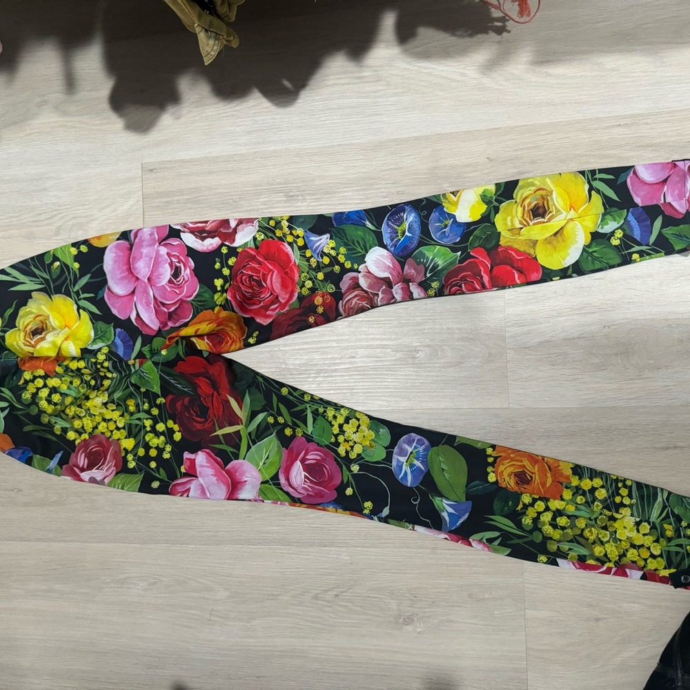 Dolce & Gabbana Floral Leggings - Black, Yellow, Pink - Picture 3 of 4